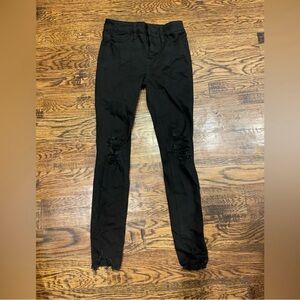 American Eagle Brand Dream Jean, size 0 Regular, black ripped jeans.